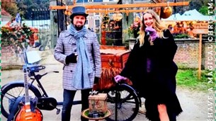 Traveling Tunes - Sfeermakers met live muziek en decor als Welkom bij Muziekburo.nl